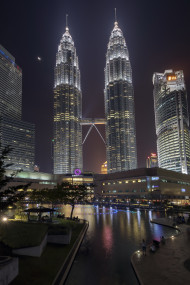 Twin Tower Kaula Lumpur Beautiful Night Life